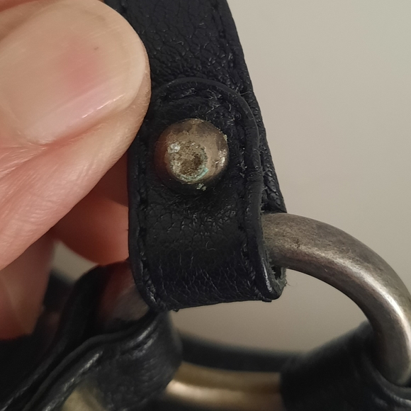 Frye Carson Ring Sling Black Leather T Strap Sandals Studded Details Womens 9M - Picture 9 of 15